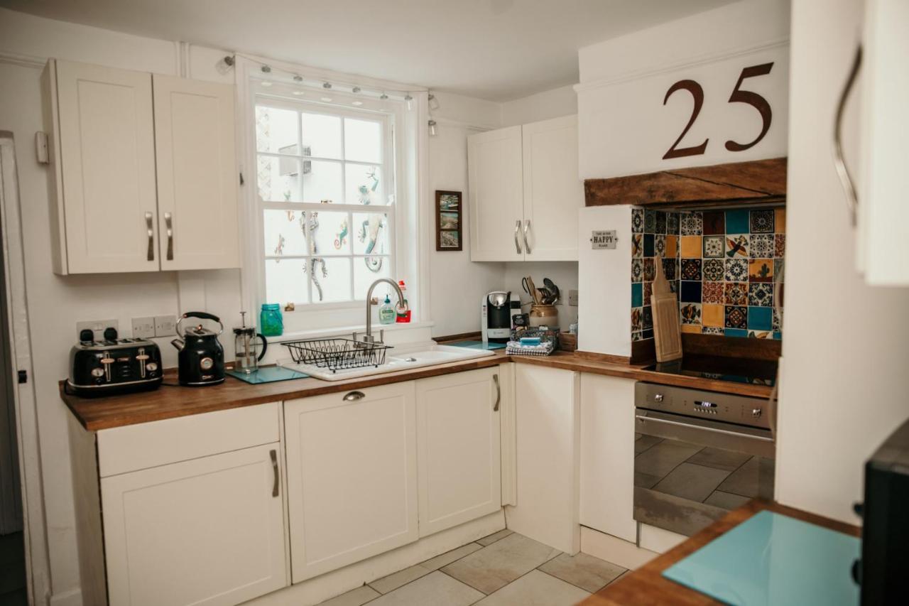 Charming 3 Bedroom Townhouse Weymouth Esterno foto