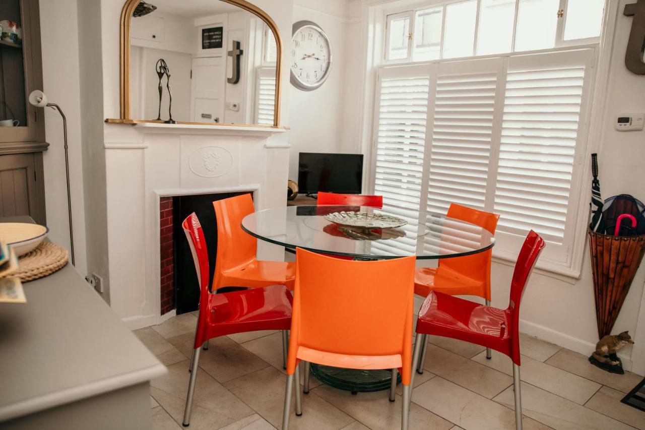 Charming 3 Bedroom Townhouse Weymouth Esterno foto